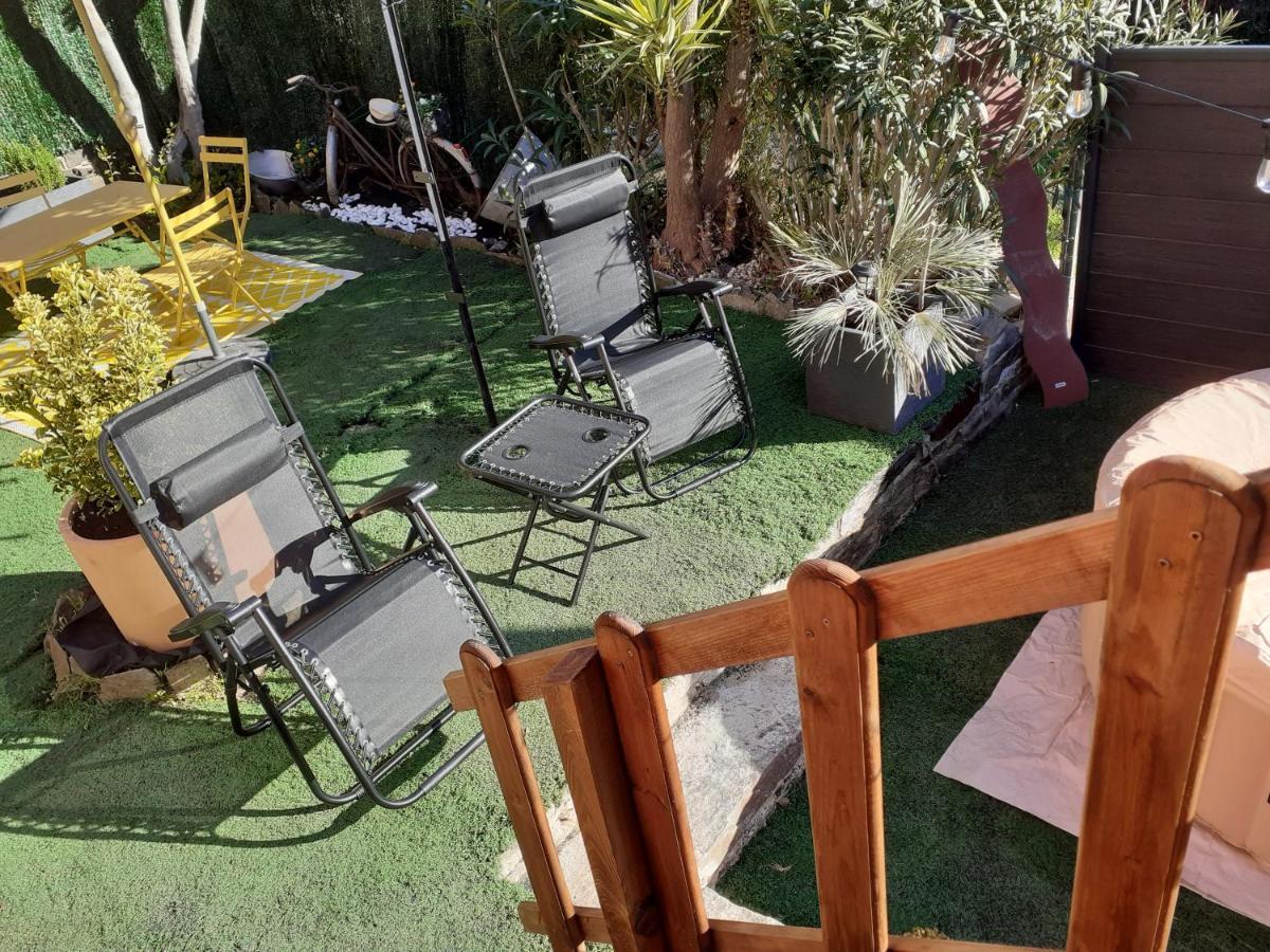 Le Petit Atelier Villa Bormes-les-Mimosas Bagian luar foto