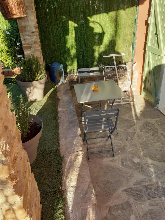 Le Petit Atelier Villa Bormes-les-Mimosas Bagian luar foto