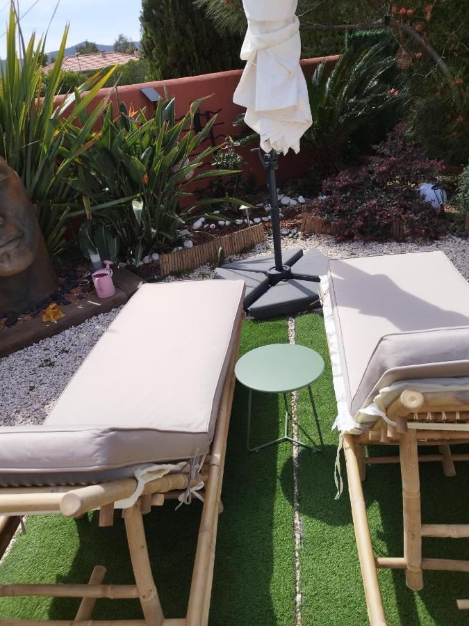Le Petit Atelier Villa Bormes-les-Mimosas Bagian luar foto